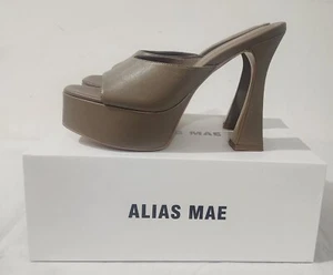 Alias Mae (Delphi) - Taupe Leather Heels Size: 41 rrp $249.95 - Picture 1 of 5