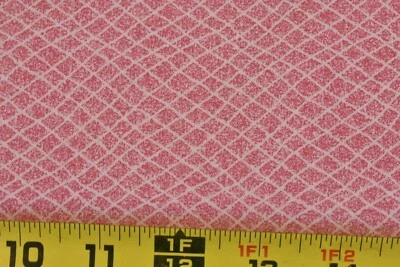 31" Long/Vintage/White Wavy Lattice on Pink Quilt Cotton/Fabric Traditions,P8157 - Image 1 of 4