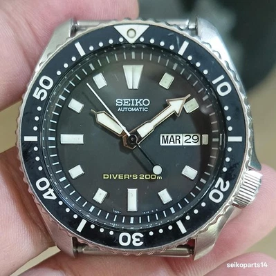 SEIKO SKX399 PHILIPPINE EXCLUSIVE 7S26-0020 YEAR 2003 DEC ALL ORIGINAL HEAD - Image 1 of 4
