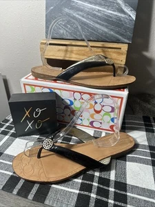 Sandalias chanclas COACH SARA charol negro logotipo dorado 9,5B usadas - Imagen 1 de 13