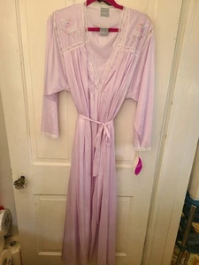 Vintage JCPenney 2 piece Purple W/ floral Embroider Nylon Lace Long Robe &... - Picture 1 of 18