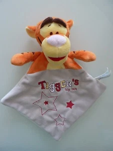 *.DOUDOU PLAT DISNEY TIGROU TIGGER'S TOY BOX ORANGE ROUGE ETOILE NEUF* - Bild 1 von 2