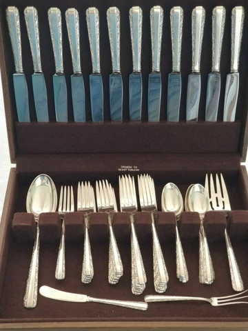 Towle Candlelight " Original Set" Pat 1934, ( No Mono) 52 pcs 12 place setting Cover