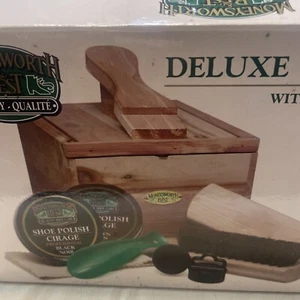 Moneysworth & Best deluxe Cedar Valet Shoe shine kit with accessories - Picture 1 of 13