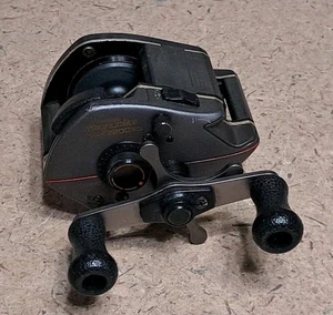 Vintage SHIMANO BANTAM MAGNUMLITE BGX 2200SG BAITCASTER - Picture 1 of 6