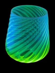 Huge 10" Uranium Glass Swirl Lamp Shade ~3.9 Inch Fitter Depression - Picture 1 of 10