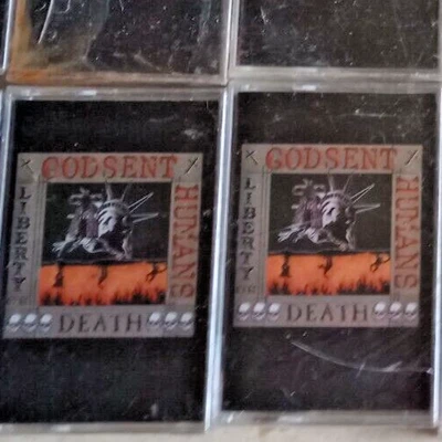 SEALED GODSENT HUMANS LIBERTY OR DEATH CASSETTE TAPE Foto 1 de 3