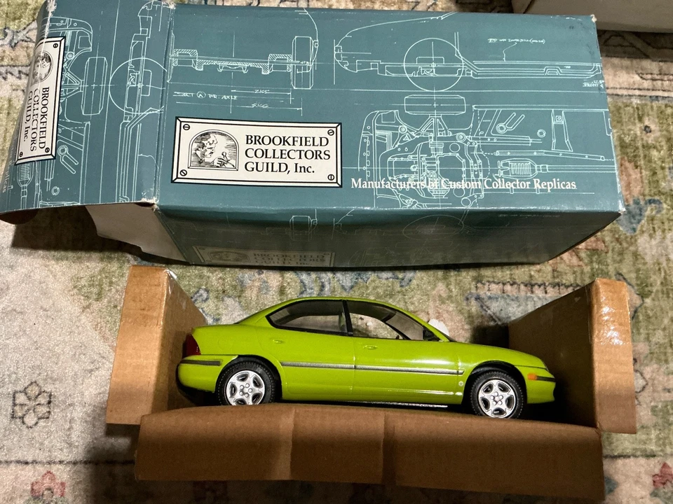  DODGE NEON NITRO BROOKFIELD COLLECTORS GUILD  1/24 PROMO CAR W/BOX Great Shape! - Image 1 of 3