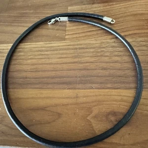 Collana in argento sterling con corda di pelle nera liscia James Avery in pensione 19 1/2" - Foto 1 di 4