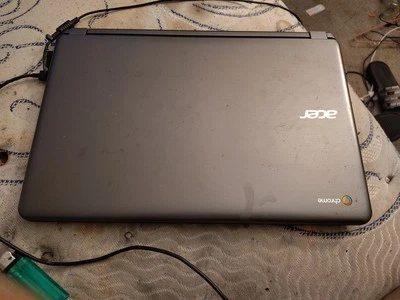 Great Gift! Acer Chromebook 15". Model N15Q9. Excellent Condition.  - Image 1 of 4