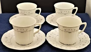 Set of 4 Tirschenreuth Fleur de Lis Cup & Saucer Sets - Picture 1 of 5