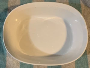 French White Corningware Oval 1-1/2 Qt Casserole Stoneware Dish 1.4 L No Lid - Picture 1 of 2