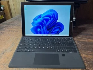 Microsoft Surface Pro 3 Core i5-4300U 1.9 GHz 4 GB 128 GB SSD Windows 11 Pro - Afbeelding 1 van 7