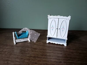 2 Pieces 1980s Mattel The Littles Metal Die Cast Doll House Furniture Wardrobe - Picture 1 of 11