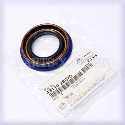 GENUINE OEM KIA RIO5 / HYUNDAI MANUAL TRANSMISSION OUTPUT SHAFT SEAL 4311928070 - Image 1 of 4