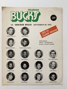 9/29/72 Chicago Bulls @ Milwaukee Bucks Official Unscored Scorecard.