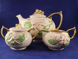 Hull Art Pottery Magnolia TEA SERVICE SET Teapot Cream Sugar Gold Trim Vintage - Picture 1 of 24