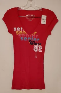 Neu T-Shirt Medium V-Ausschnitt Real Senior Class 82 für Damen von Arizona - Bild 1 von 2