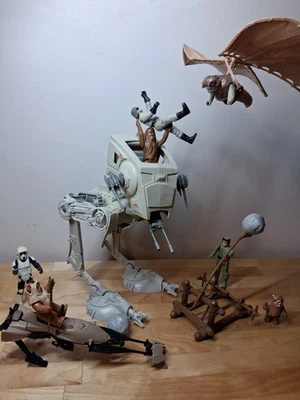 Lote Vintage Kenner Star Wars ROTJ - Incluye excelente Paploo con personal original Foto 1 de 4