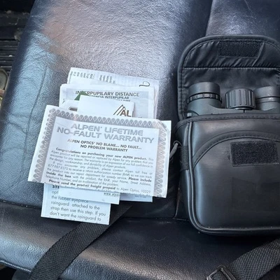 Alpen BAK4 Binoculars - 8x25 | Field 7.5* | 430ft / 1000yds Multi-Coated Optics - Image 1 of 4