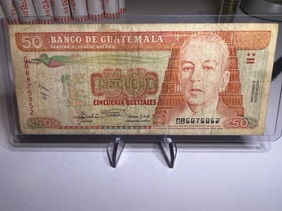 GUATEMALA 50 QUETZALES 1992 - Image 1 of 2