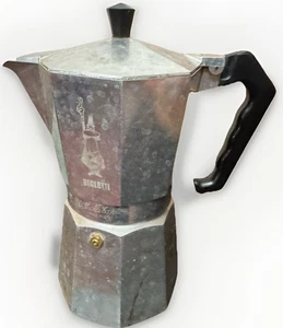 Macchina da espresso vintage Bialetti Moka Express più tazze piano cottura Made in Italy - Foto 1 di 11