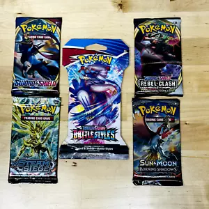 Pokemon TCG Sealed Booster Packs - SIE WÄHLEN - Bild 1 von 11