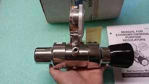 REGULADOR DE PRESIÓN INDUSTRIAL COMERCIAL MATHESON 81H-590 - Imagen 1 de 5