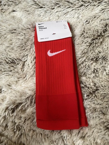 NWT Nike Soccer Shein Sleeves Cover