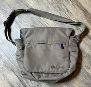 LeSportsac Crossbody Messenger Everyday Bag Beige Khaki Flap Floral Inside EUC - Picture 1 of 17