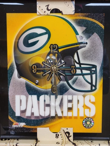 NFL Green Bay Packers - 10" x 12" Helmet Clock, New Cover