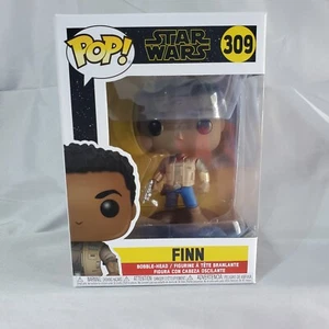 Funko Pop! Star Wars Rise of Skywalker Finn #309 2019 Vaulted - Picture 1 of 6