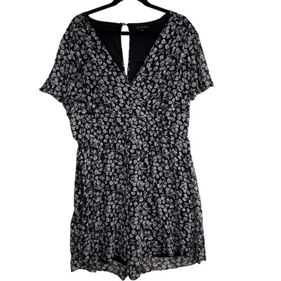 Vestido Lane Bryant para mujer 14/16 negro floral cuello en V manga acampanada bolsillos forrados Foto 1 de 4