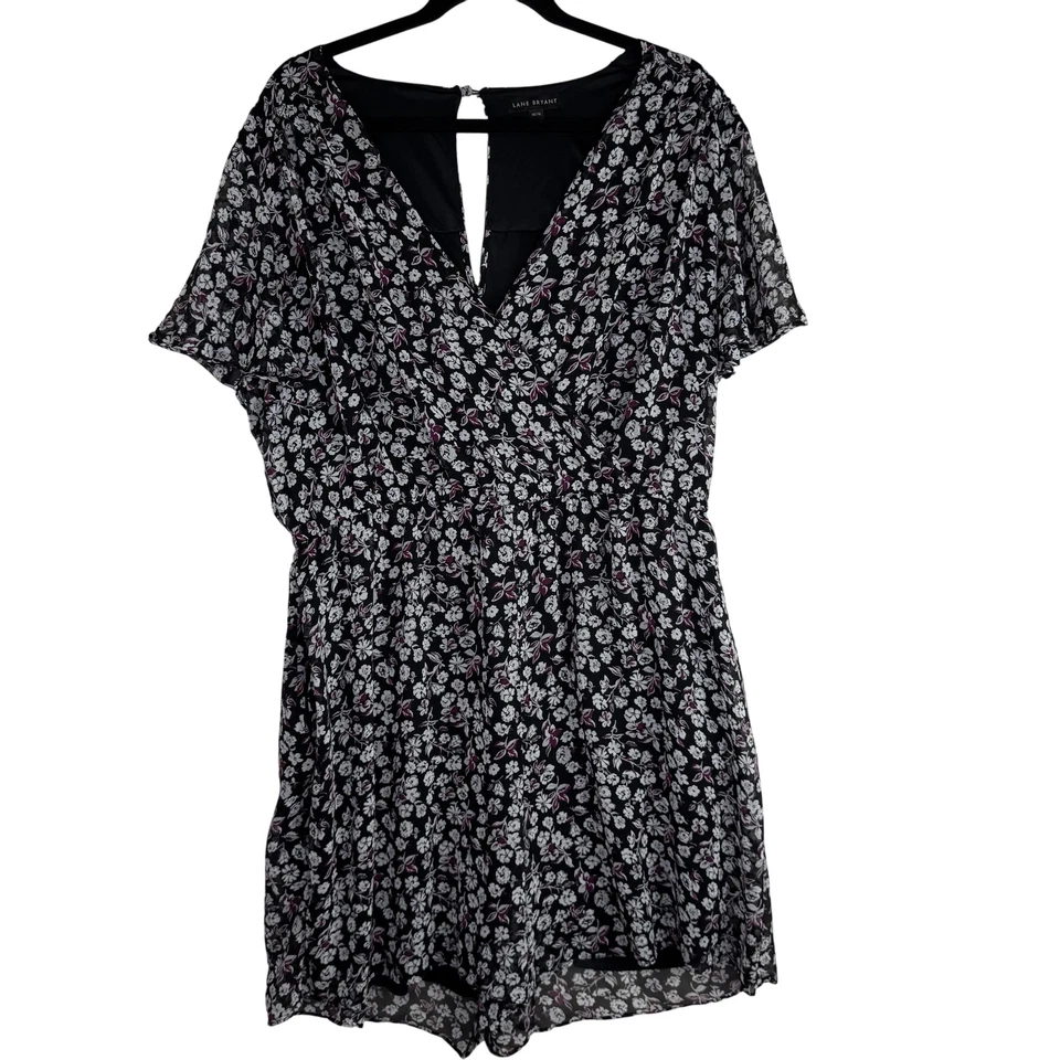 Lane Bryant Romper Womens 14/16 Black Floral V-Neck Flutter Sleeve Lined Pockets - Image 1 of 4