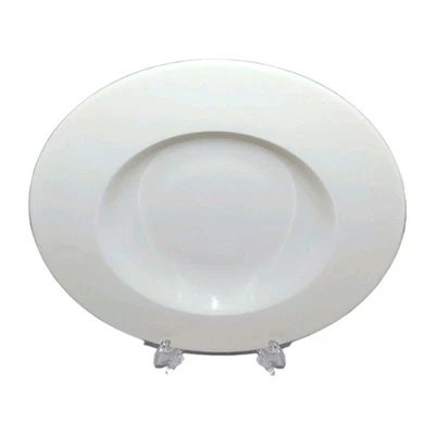 Wedgwood Vogue 9.5" Flat Rim Soup Bowl All White Salad Pasta Serving Plate HTF ! - Image 1 of 4