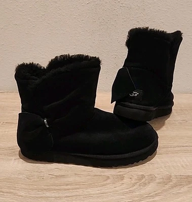 UGG Women’s Classic Mini Twist Boot Black Suede Sheepskin Lined Size 8 - Image 1 of 4