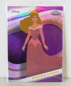 2025 Topps Cromo Disney #120 Princesa Aurora Púrpura 22/75 La Bella Durmiente - Imagen 1 de 3