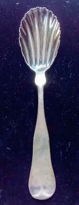 ANT 1850 COIN SILVER SHELL SPOON FIDDLE T&M 6" - Image 1 of 4