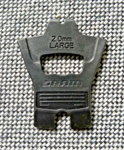 SRAM Scheibenbremse Transportsicherung 2,0mm / Abstandshalter / Pad Spacer / NEU - Bild 1 von 3