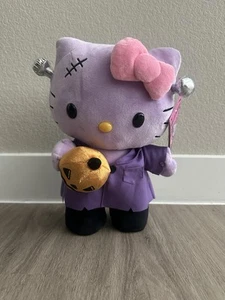 Neu mit Etikett Hello Kitty 2025 lila Frankenstein Halloween Greeter - Bild 1 von 1