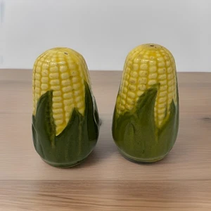 Vintage Shawnee Pottery Corn King 3.25" Salt & Pepper Shakers-Missing 1 Plug - Picture 1 of 5