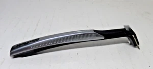 {  1  Vintage 1989 Schick Slim Twin Razor Handle - Picture 1 of 3