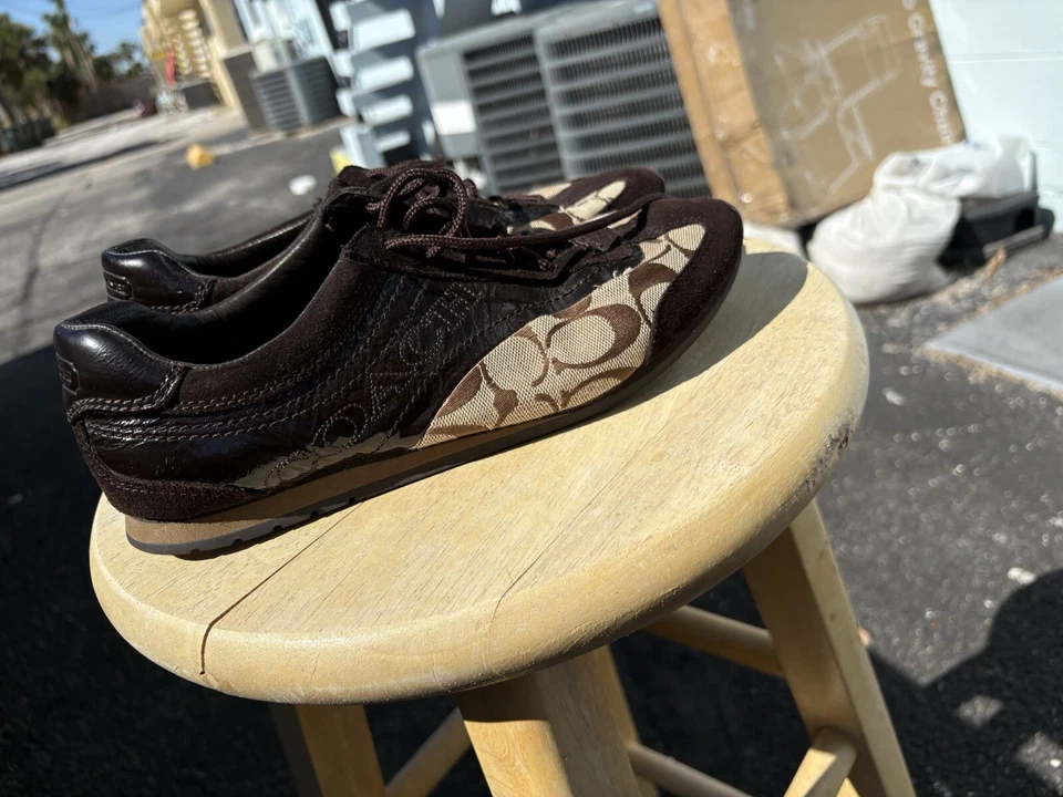 КРОССОВКИ женские Coach 7,5 на шнуровке лакированная кожа холщовые - Изображение 1 из 4