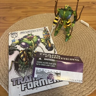 Transformers Generations Thrilling 30 WASPINATOR Complete 30th Anniversary  - Image 1 of 2