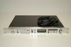 MARANTZ Professional Solid State Recorder PMD560 - Picture 1 of 9