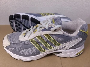 NUEVO Adidas Uraha Vintage Mujer Talla 8 Blanco/Gris Correr 2005 SOLO PARA COLECCIONISTAS - Imagen 1 de 11