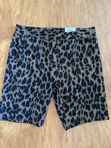 🎄Style & Co Mid Rise Biker Shorts Size M. - Picture 1 of 6