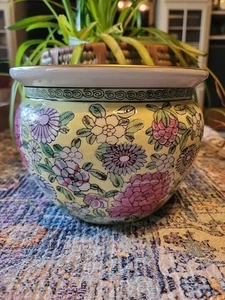 Beautiful Vintage GOLD IMARI Hand painted Porcelain Pot/ Planter 8" - Picture 1 of 6