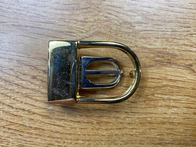 Hebilla de cinturón de moda Foto 1 de 3