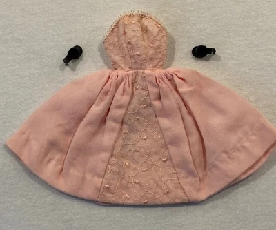 Poupée TRESSY- BELLA Tenue SURPRISE PARTIE 1967 - Photo 1/4